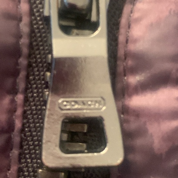 EUC Coach Animal Print 70 % Duck Down Puffer Vest  Medium ( can fit large ) - Picture 6 of 12